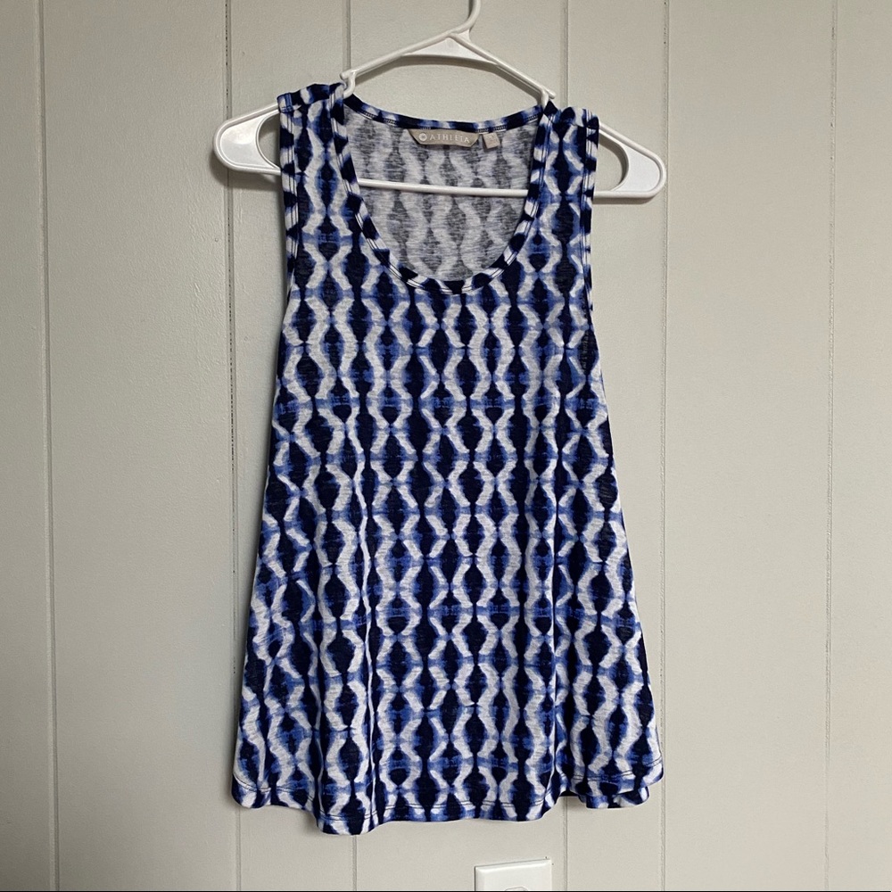 Athleta Tank Top - Medium